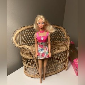 1996 flower fun Barbie with box